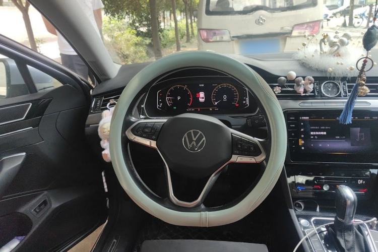 Used Volkswagen Magotan 2020 330TSI DSG Luxury Edition Steering Wheel
