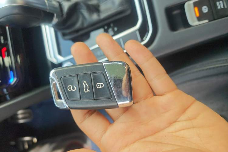 Used Volkswagen Magotan 2020 330TSI DSG Leading Model Vehicle Key