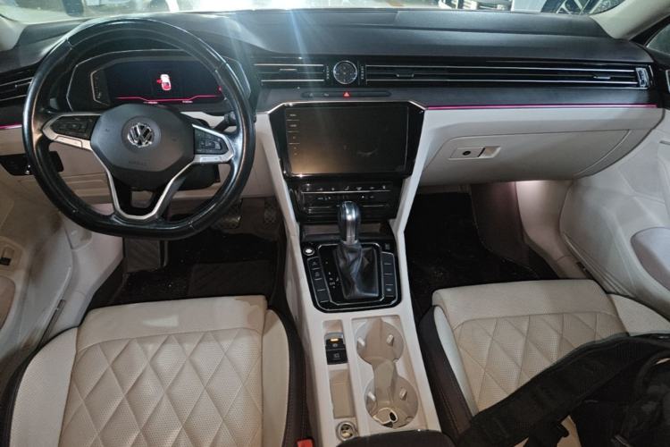 Used Volkswagen Magotan 2020 380TSI DSG Flagship Edition Center Console