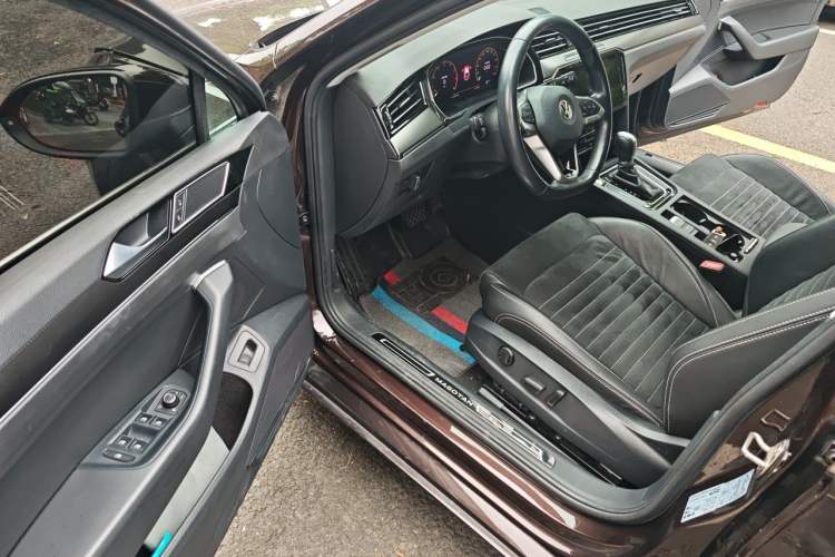 Used Volkswagen Magotan 2020 330TSI DSG Luxury Edition Driver Seat