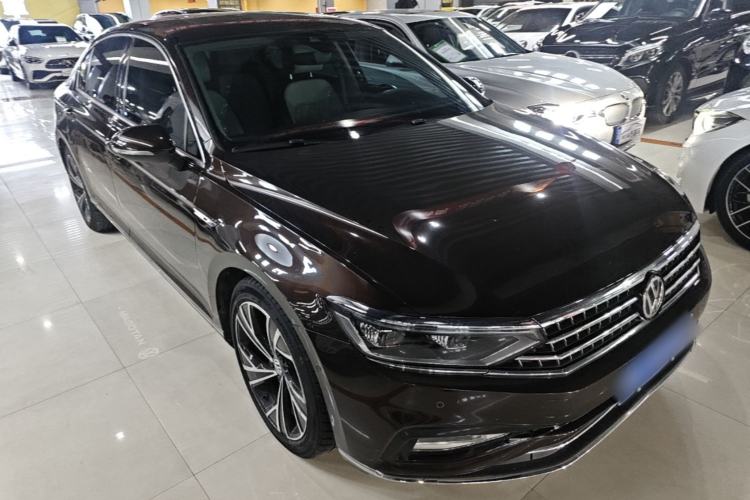 Used Volkswagen Magotan 2020 380TSI DSG Flagship Edition Front Right 45 Deg