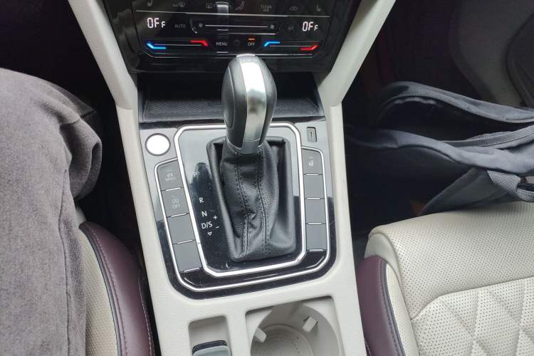 Used Volkswagen Magotan 2020 380TSI DSG Flagship Edition Gear Lever