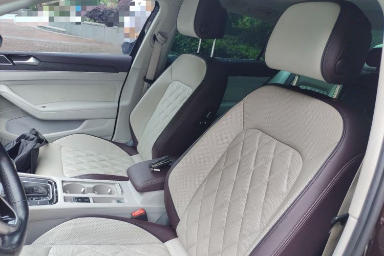 Used Volkswagen Magotan 2020 380TSI DSG Flagship Edition Left Front Seat