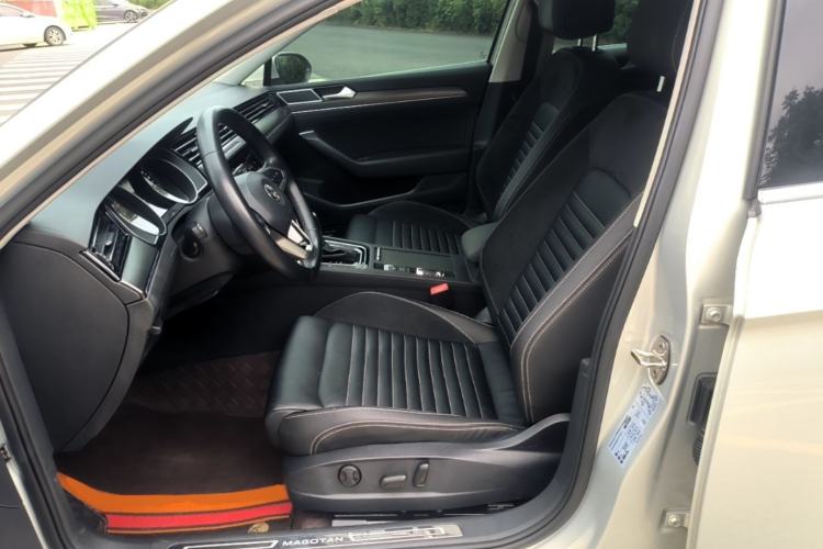 Used Volkswagen Magotan 2020 330TSI DSG Leading Model Left Front Seat