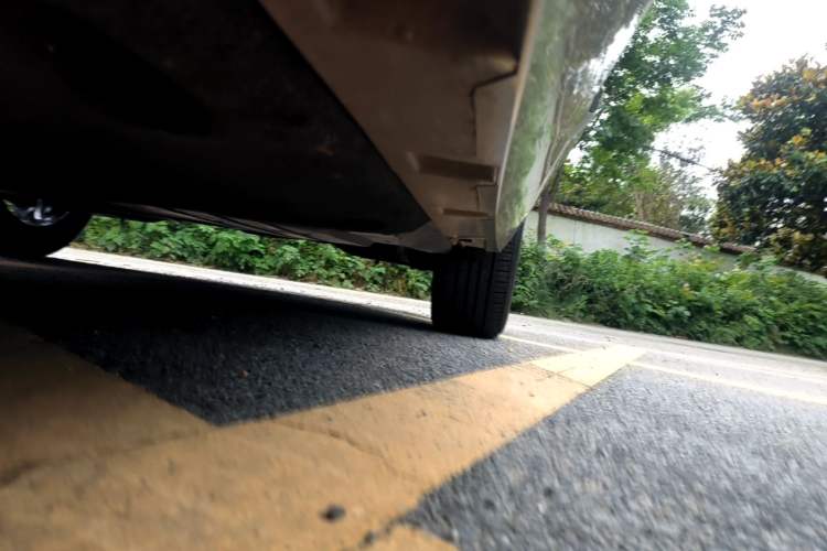 Used Volkswagen Magotan 2020 330TSI DSG Leading Model Left Side Sill