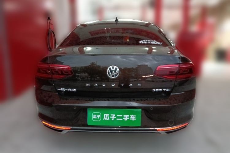 Used Volkswagen Magotan  Rear