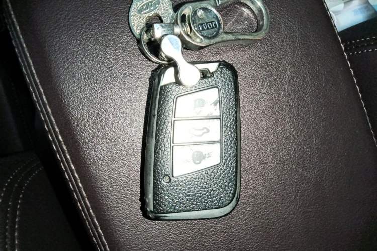 Used Volkswagen Magotan  Vehicle Key