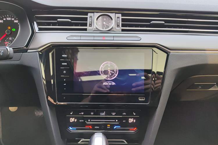 Used Volkswagen Magotan 2020 330TSI DSG Leading Model Audio And AC Panel