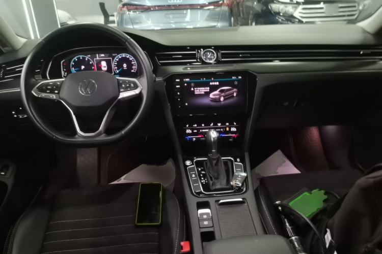 Used Volkswagen Magotan 2020 330TSI DSG Luxury Edition Center Console