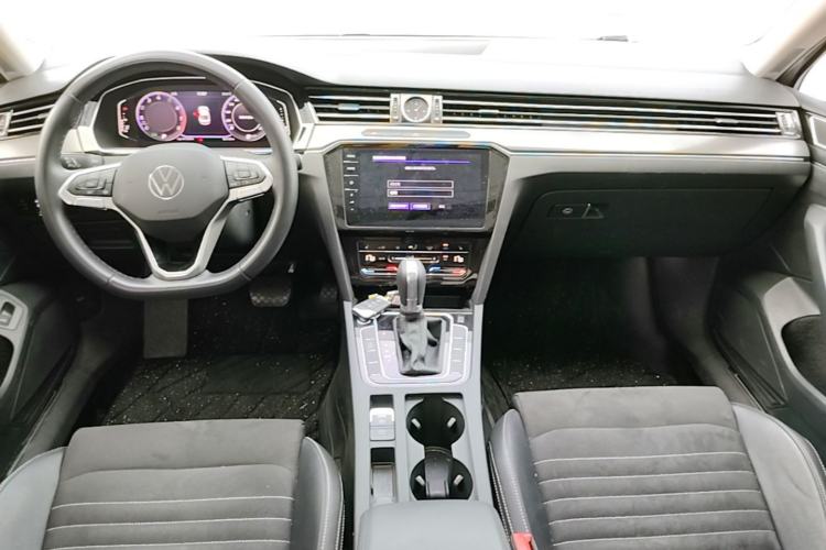 Used Volkswagen Magotan 2020 330TSI DSG Luxury Edition Center Console