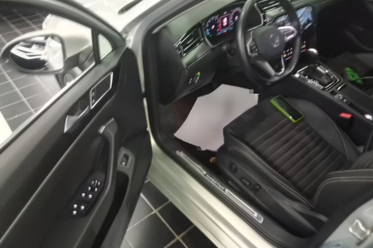 Used Volkswagen Magotan 2020 330TSI DSG Luxury Edition Driver Seat