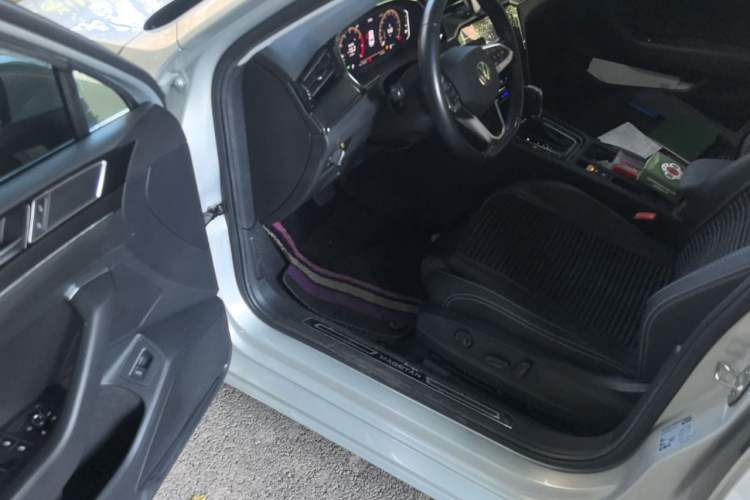 Used Volkswagen Magotan 2020 330TSI DSG Luxury Edition Driver Seat