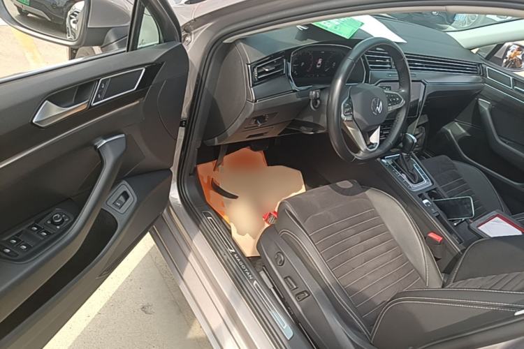 Used Volkswagen Magotan 2020 330TSI DSG Leading Model Driver Seat