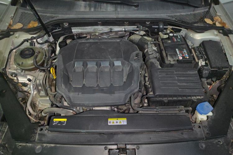 Used Volkswagen Magotan 2020 330TSI DSG Luxury Edition Engine Bay