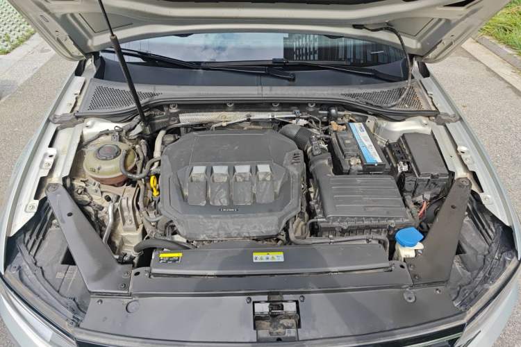 Used Volkswagen Magotan 2020 330TSI DSG Luxury Edition Engine Bay