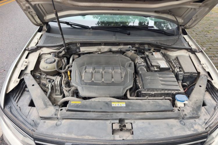 Used Volkswagen Magotan 2020 330TSI DSG Luxury Edition Engine Bay