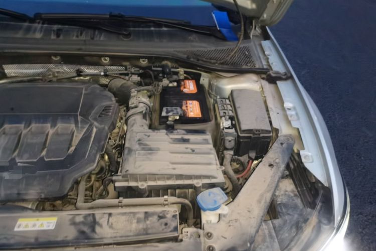 Used Volkswagen Magotan 2020 330TSI DSG Luxury Edition Engine Bay Left
