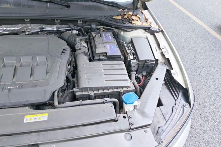 Used Volkswagen Magotan 2020 330TSI DSG Leading Model Engine Bay Left