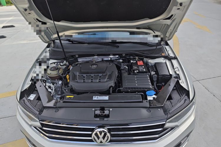 Used Volkswagen Magotan 2020 330TSI DSG Luxury Edition Engine Bay