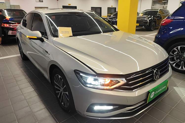 Used Volkswagen Magotan 2020 380TSI DSG Luxury Version Exterior 1