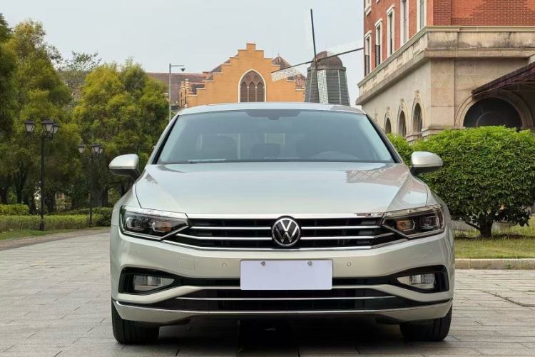 Used Volkswagen Magotan 2020 330TSI DSG Luxury Edition Exterior 1