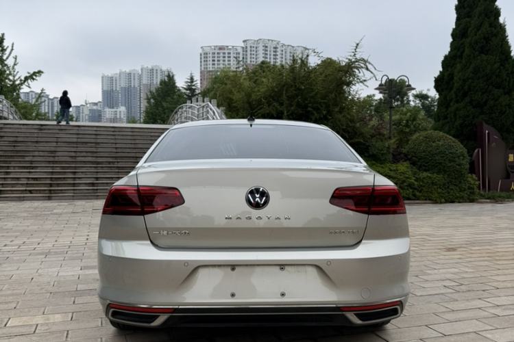 Used Volkswagen Magotan 2020 330TSI DSG Luxury Edition Exterior 3