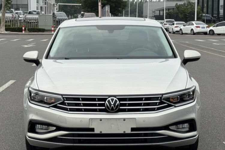 Used Volkswagen Magotan 2020 330TSI DSG Luxury Edition Exterior 4