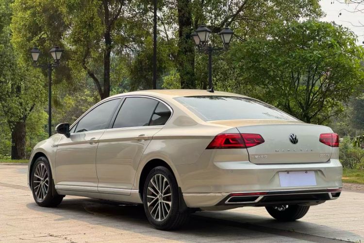 Used Volkswagen Magotan 2020 330TSI DSG Luxury Edition Exterior 4