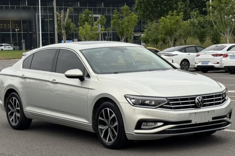 Used Volkswagen Magotan 2020 330TSI DSG Luxury Edition Exterior 6