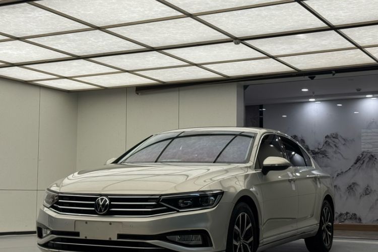 Used Volkswagen Magotan 2020 330TSI DSG Leading Model Exterior 8