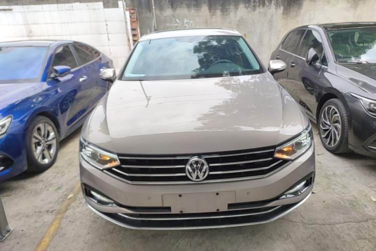 Used Volkswagen Magotan 2020 330TSI DSG Leading Model Front