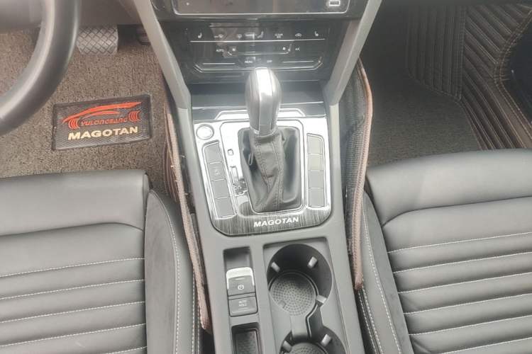 Used Volkswagen Magotan 2020 330TSI DSG Leading Model Gear Lever