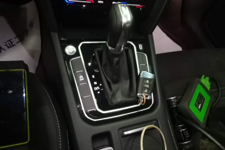Used Volkswagen Magotan 2020 330TSI DSG Luxury Edition Gear Lever