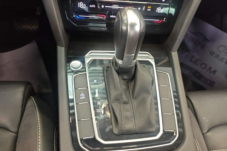 Used Volkswagen Magotan 2020 330TSI DSG Leading Model Gear Lever