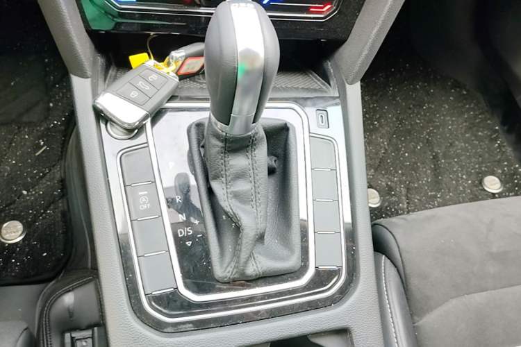 Used Volkswagen Magotan 2020 330TSI DSG Luxury Edition Gear Lever