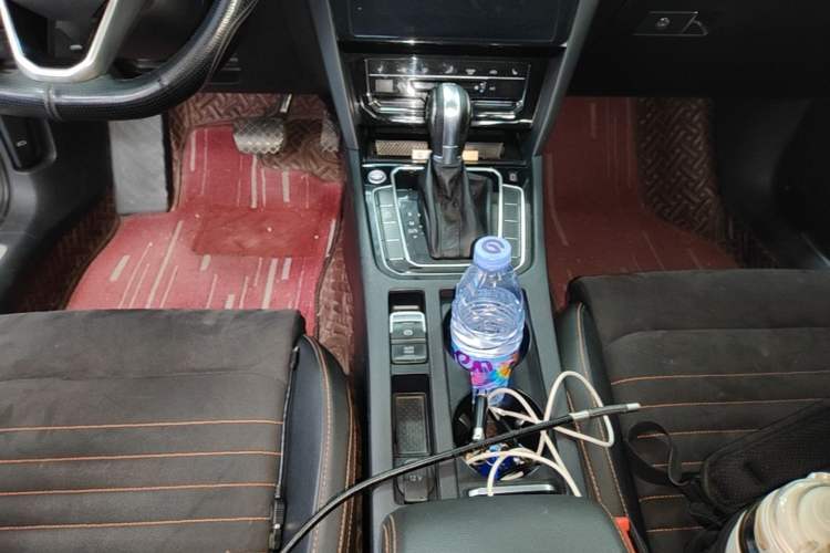 Used Volkswagen Magotan 2020 330TSI DSG Leading Model Gear Lever