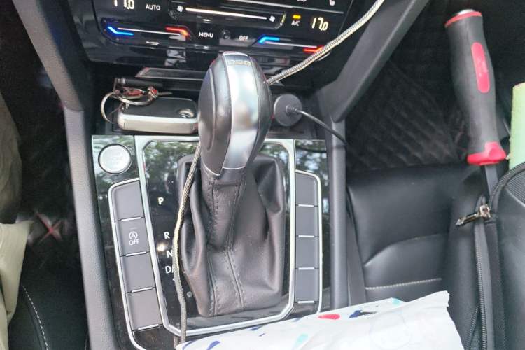Used Volkswagen Magotan 2020 330TSI DSG Leading Model Gear Lever