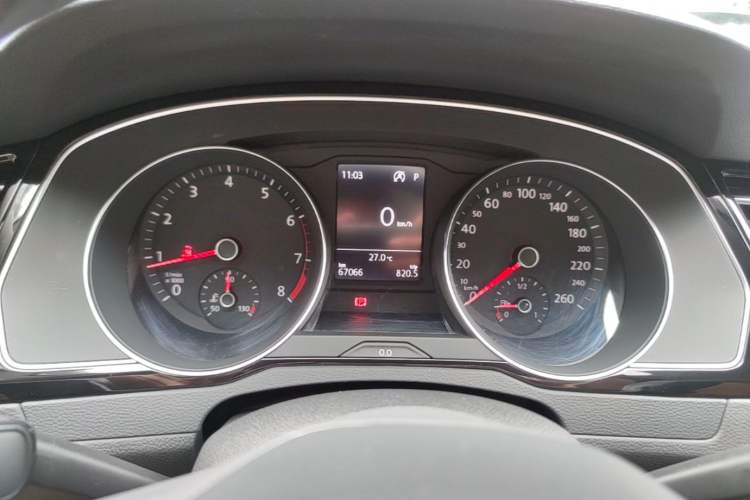 Used Volkswagen Magotan 2020 330TSI DSG Leading Model Instrument Cluster