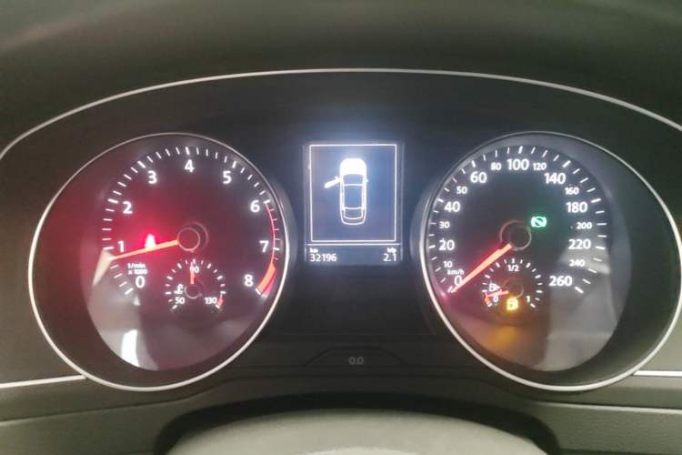 Used Volkswagen Magotan 2020 280TSI DSG Comfort Edition Instrument Cluster