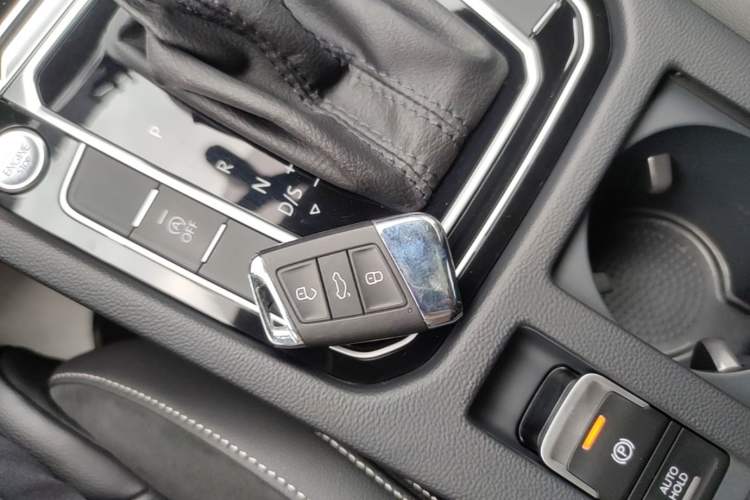 Used Volkswagen Magotan 2020 330TSI DSG Leading Model Interior 1
