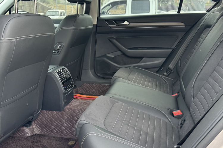 Used Volkswagen Magotan 2020 330TSI DSG Luxury Edition Interior 2