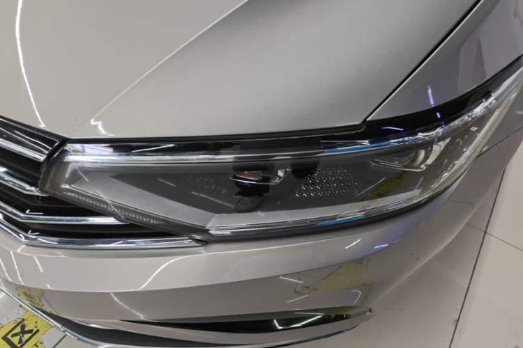 Used Volkswagen Magotan 2020 330TSI DSG Luxury Edition Left Front Headlight