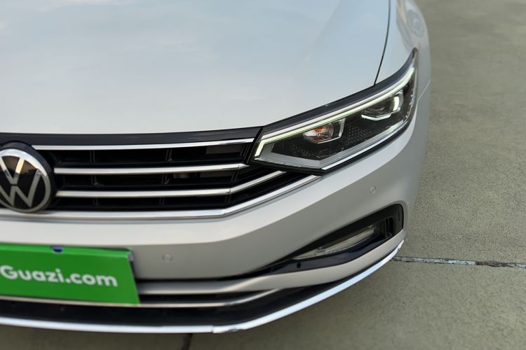 Used Volkswagen Magotan 2020 330TSI DSG Leading Model Left Front Headlight