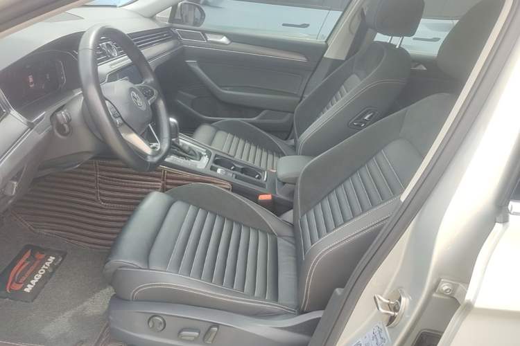 Used Volkswagen Magotan 2020 330TSI DSG Leading Model Left Front Seat
