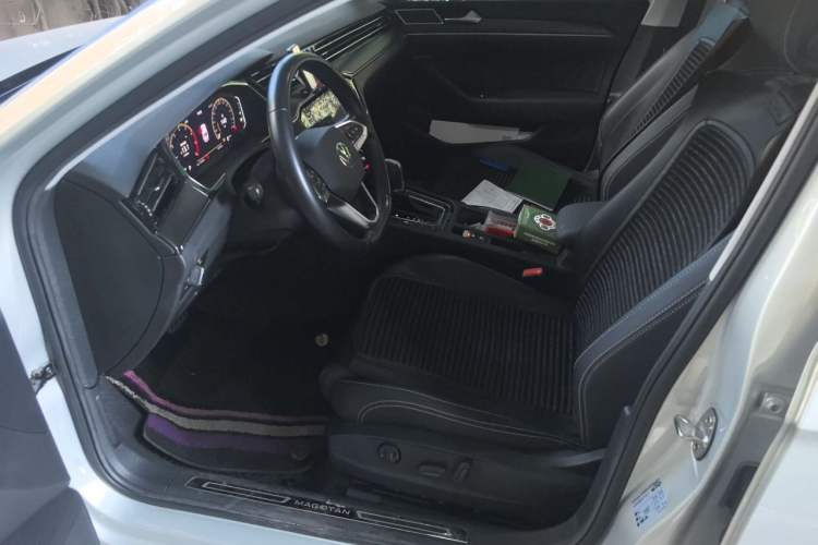 Used Volkswagen Magotan 2020 330TSI DSG Luxury Edition Left Front Seat