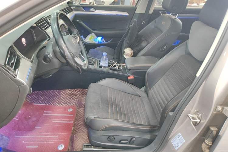 Used Volkswagen Magotan 2020 330TSI DSG Leading Model Left Front Seat
