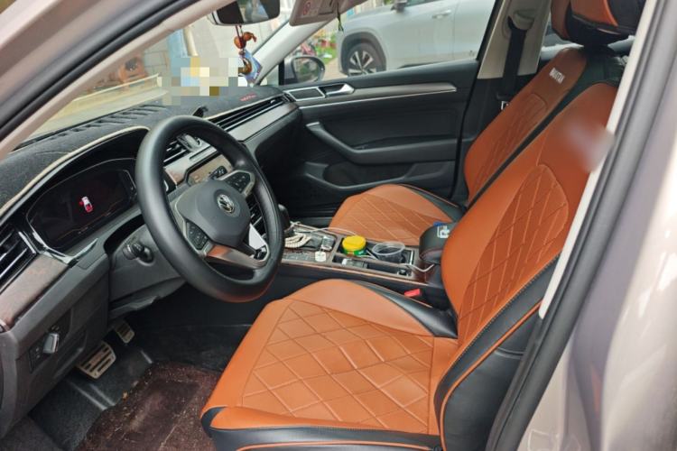 Used Volkswagen Magotan 2020 330TSI DSG Luxury Edition Left Front Seat