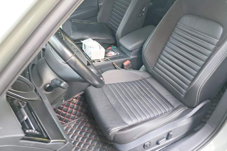 Used Volkswagen Magotan 2020 330TSI DSG Leading Model Left Front Seat