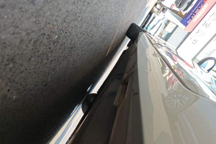 Used Volkswagen Magotan 2020 330TSI DSG Luxury Edition Left Side Sill