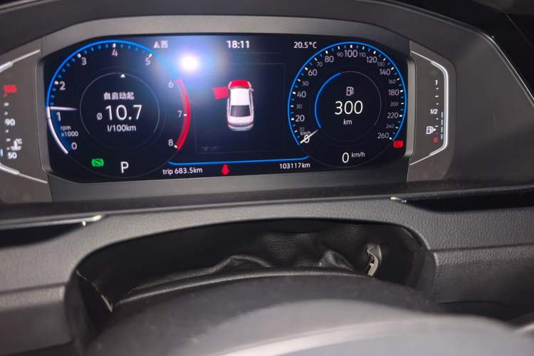 Used Volkswagen Magotan 2020 330TSI DSG Luxury Edition Odometer Close Up